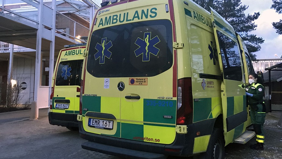 Två ambulanstransporter med patienter från Ukraina